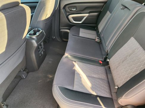 Used 2021 Nissan Titan SV w/ SV Convenience Package image 20