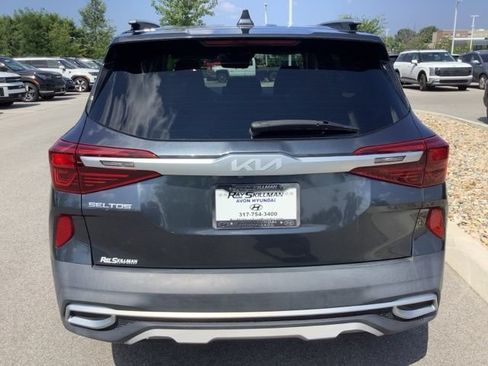 Used 2022 Kia Seltos EX AWD/4WD image 6
