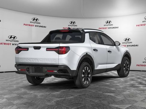 New 2026 Hyundai Santa Cruz SEL FWD image 2
