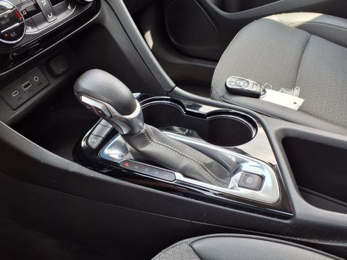 Used 2023 Buick Encore GX Select w/ Sport Touring Package FWD image 13