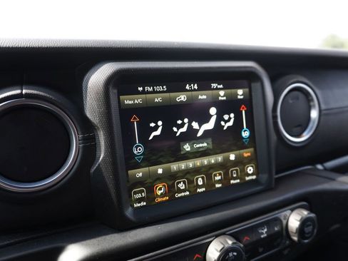 Used 2021 Jeep Wrangler Unlimited Sahara w/ Cold Weather Group AWD/4WD image 16