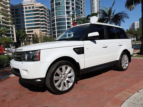 Used 2012 Land Rover Range Rover Sport HSE image 24