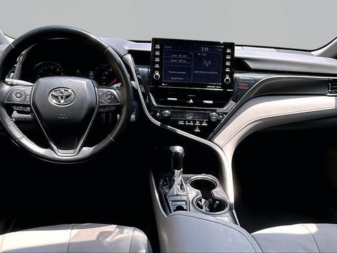 Used 2024 Toyota Camry XSE FWD image 16
