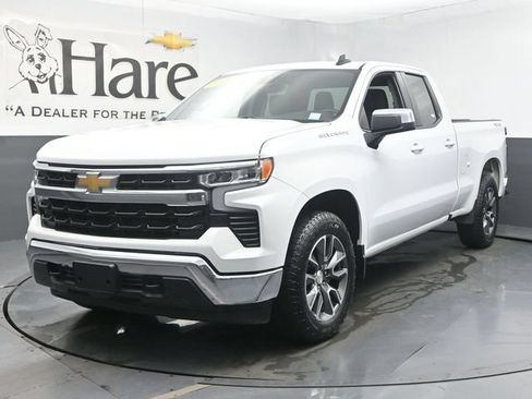 Used 2023 Chevrolet Silverado 1500 LT AWD/4WD image 30