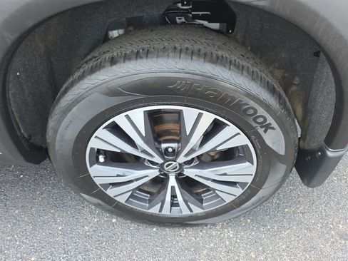 Used 2021 Nissan Rogue SV AWD/4WD image 27