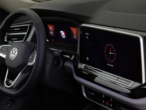 New 2026 Volkswagen Atlas Peak Edition image 21