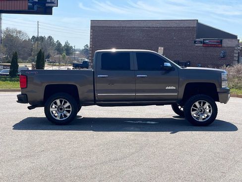 Used 2014 Chevrolet Silverado 1500 High Country w/ High Country Premium Package image 4