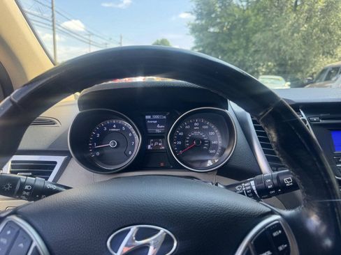 Used 2013 Hyundai Elantra GT w/ Touch & Go Pkg FWD image 26