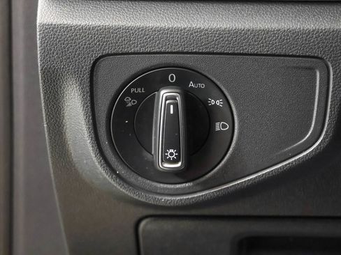 Used 2023 Volkswagen Atlas Cross Sport SE w/ Black Wheel Package AWD/4WD image 23