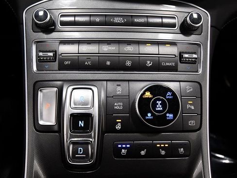 Used 2023 Hyundai Santa Fe Calligraphy image 27