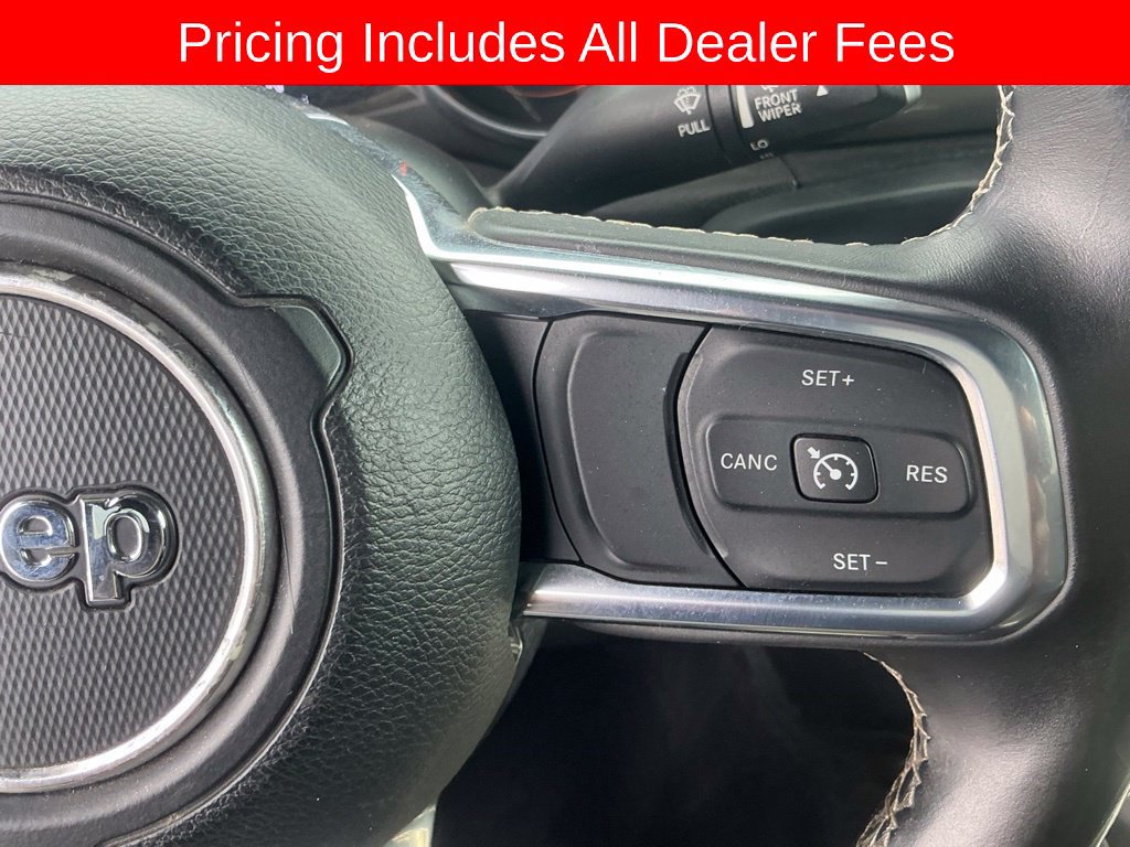 Used 2018 Jeep Wrangler Unlimited Sahara AWD/4WD image 14