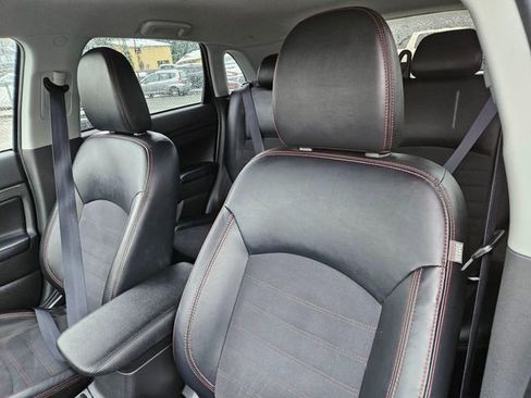 Used 2024 Mitsubishi Outlander Sport SE AWD/4WD image 16