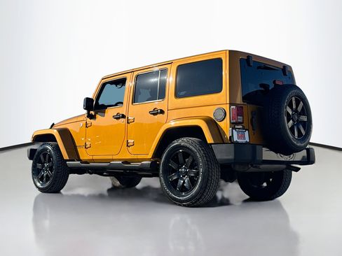 Used 2014 Jeep Wrangler Altitude image 13