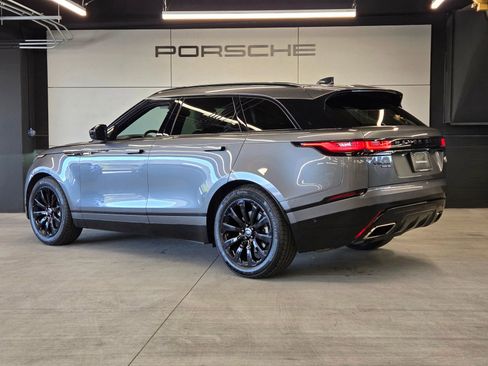 Used 2019 Land Rover Range Rover Velar R-Dynamic SE image 3