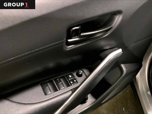 Used 2023 Toyota Corolla Cross LE image 36