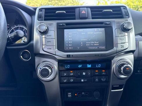 Used 2018 Toyota 4Runner Limited AWD/4WD image 23