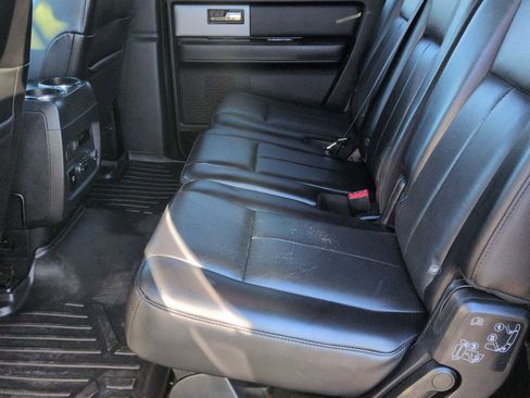 Used 2016 Ford Expedition EL Limited image 21