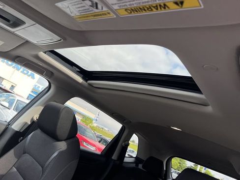 Used 2025 Honda CR-V EX image 18