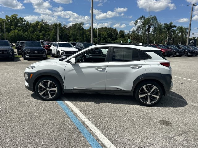 Certified 2021 Hyundai Kona Limited w/ Cargo Package FWD image 9
