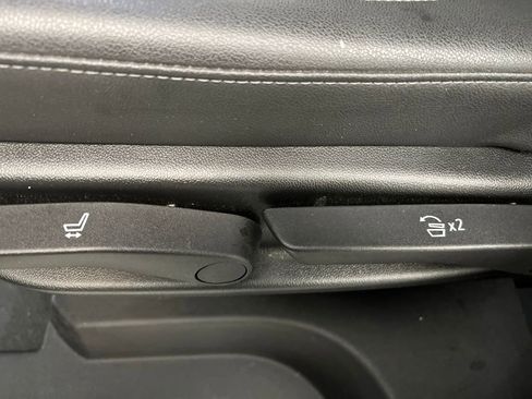 Used 2021 Chevrolet Tahoe LT image 15