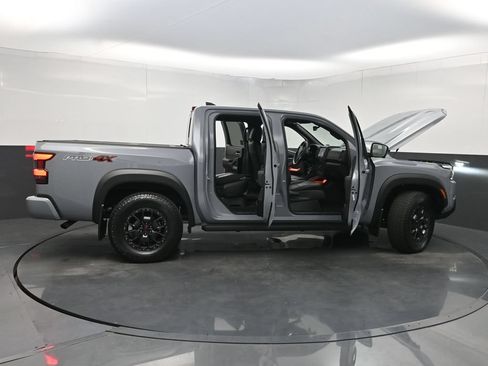Used 2023 Nissan Frontier PRO-4X w/ Pro-4X Premium Package AWD/4WD image 37