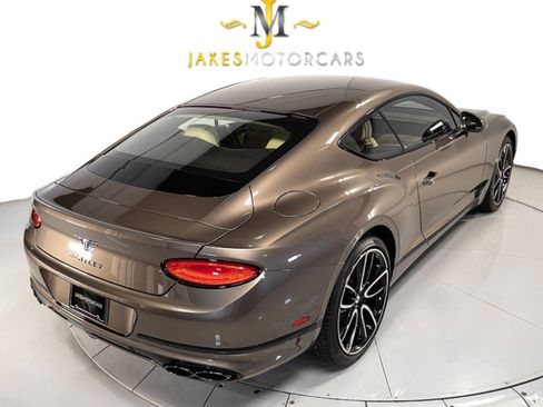 Used 2022 Bentley Continental GT AWD/4WD image 11