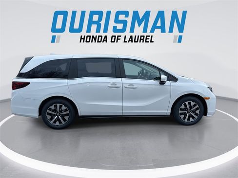 New 2026 Honda Odyssey EX-L image 9