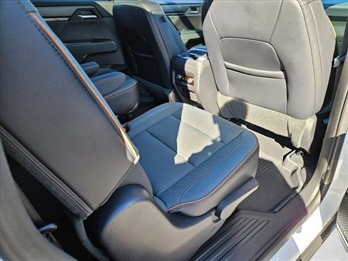 Used 2026 GMC Acadia AT4 w/ Super Cruise Package AWD/4WD image 20