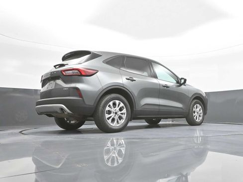 Used 2025 Ford Escape Active AWD/4WD image 37