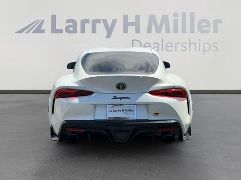 Used 2020 Toyota Supra Premium w/ Driver Assist Package RWD image 4