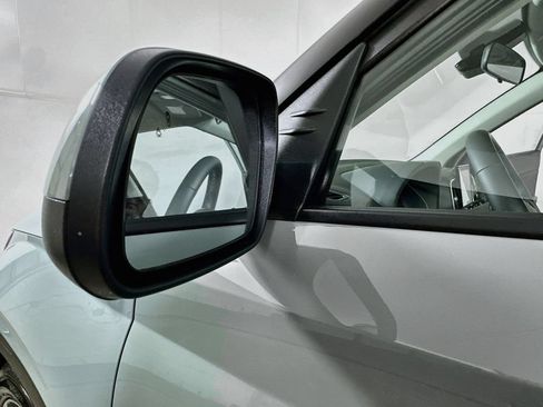 Used 2026 Hyundai Venue SEL FWD image 38