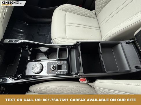 Used 2025 Kia Sorento SX Prestige image 25