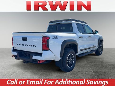 New 2025 Toyota Tacoma TRD Off-Road image 5