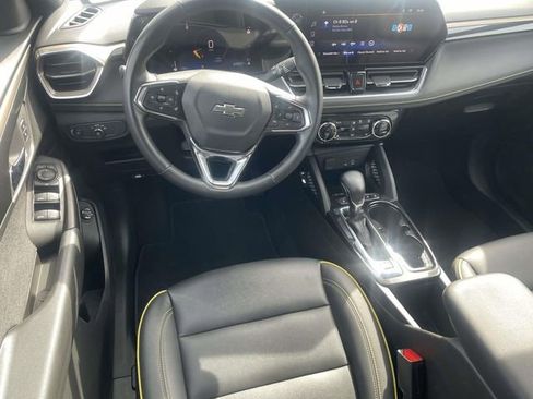 Used 2024 Chevrolet TrailBlazer ACTIV w/ Convenience Package FWD image 13