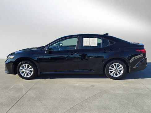 Certified 2025 Toyota Camry LE image 6