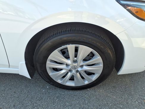 Certified 2025 Nissan Sentra S image 4