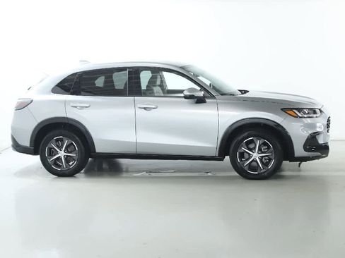 Used 2024 Honda HR-V EX-L image 11