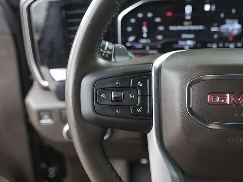 Used 2022 GMC Sierra 1500 SLT RWD image 14