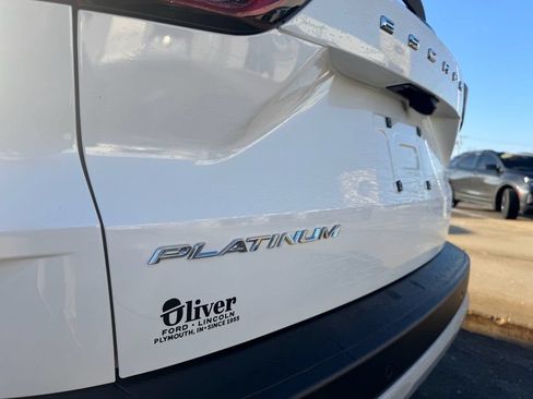 Used 2023 Ford Escape Platinum w/ Premium Technology Package AWD/4WD image 30