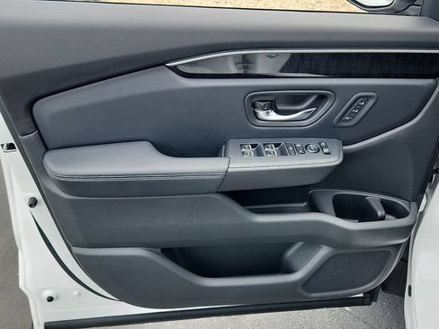 Certified 2023 Honda Pilot Elite image 12