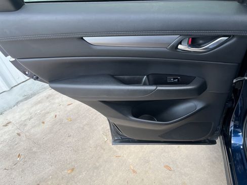 Used 2020 MAZDA CX-5 Touring FWD image 12