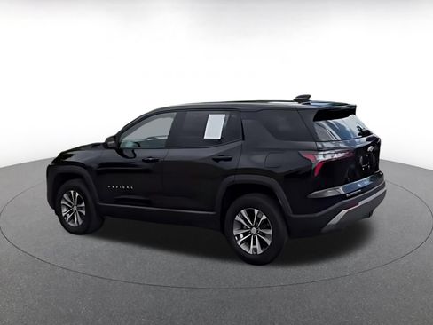 Used 2025 Chevrolet Equinox LT AWD/4WD image 15