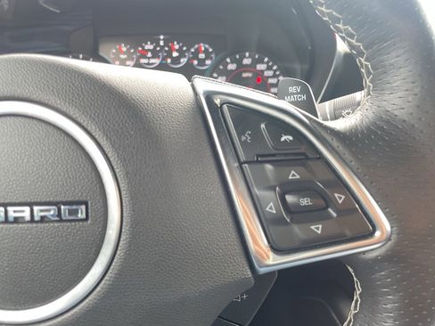 Used 2017 Chevrolet Camaro SS image 23