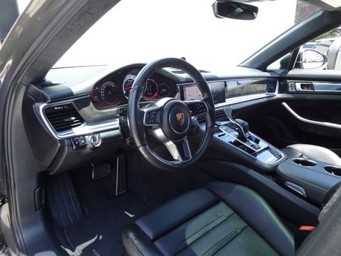 Used 2018 Porsche Panamera Turbo Sport Turismo AWD/4WD image 11