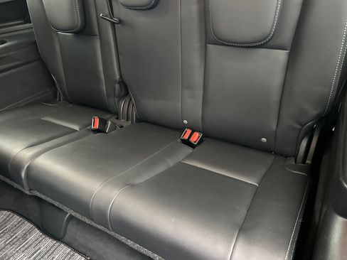 Used 2022 Subaru Ascent Limited image 16