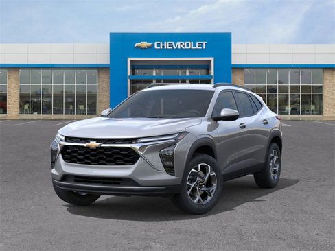 New 2026 Chevrolet Trax LT image 6