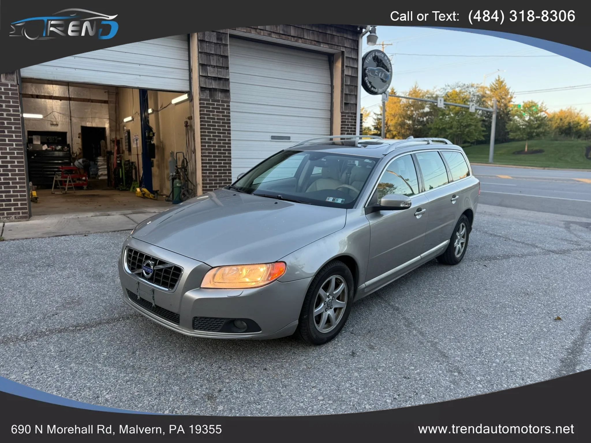 Used 2010 Volvo V70 R-Design FWD image 1