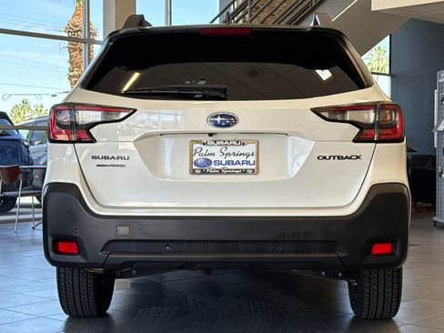 Certified 2023 Subaru Outback Onyx Edition AWD/4WD image 4
