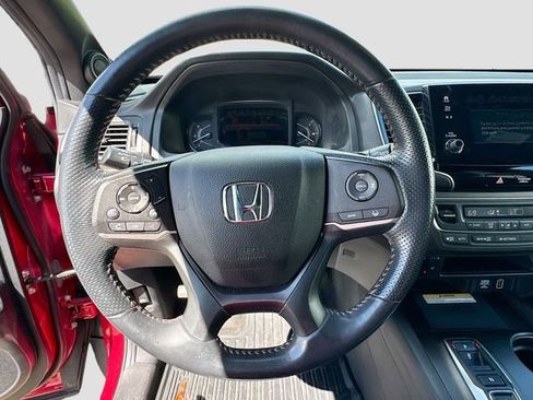 Used 2023 Honda Passport TrailSport image 11