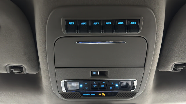 Used 2025 Ford F350 Platinum w/ Platinum Plus Package AWD/4WD image 34